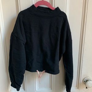 H&M organic cotton cropped sweatshirt